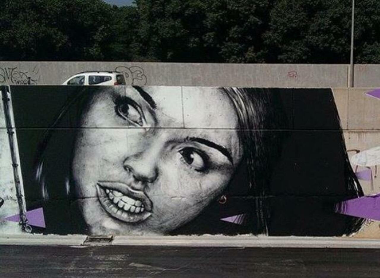 https://goo.gl/7kifqw RT GoogleStreetArt: Street Art by Dire132

#art #graffiti #mural #streetart http://t.co/S3ptnDjEuv