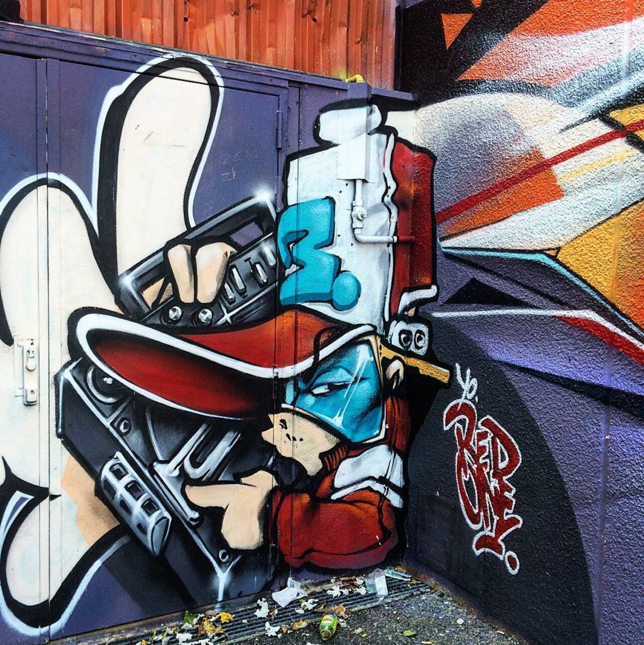 #Paris #graffiti photo by @julosteart http://ift.tt/1Z9Vk9i #StreetArt http://t.co/YqyzFwpJSd
