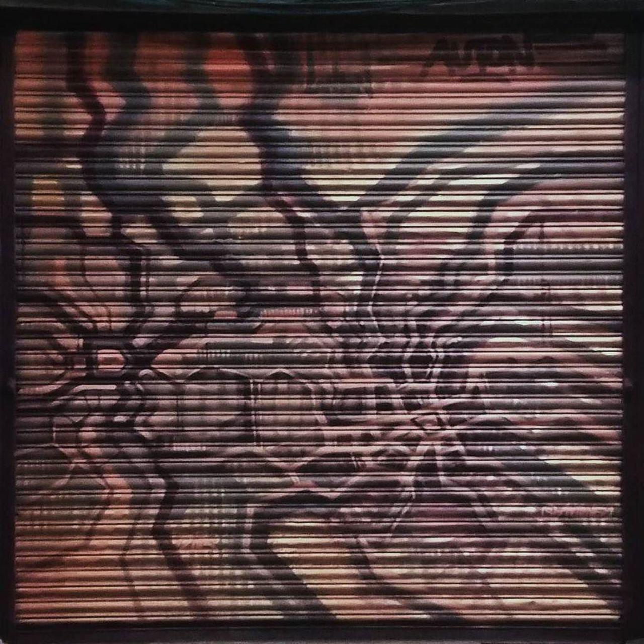 My new #painting in #LeakeStreetTunnel #London Same #shutter for the third time ;) #copper #streetart #graffiti #po… http://t.co/tGRhVdYVbL