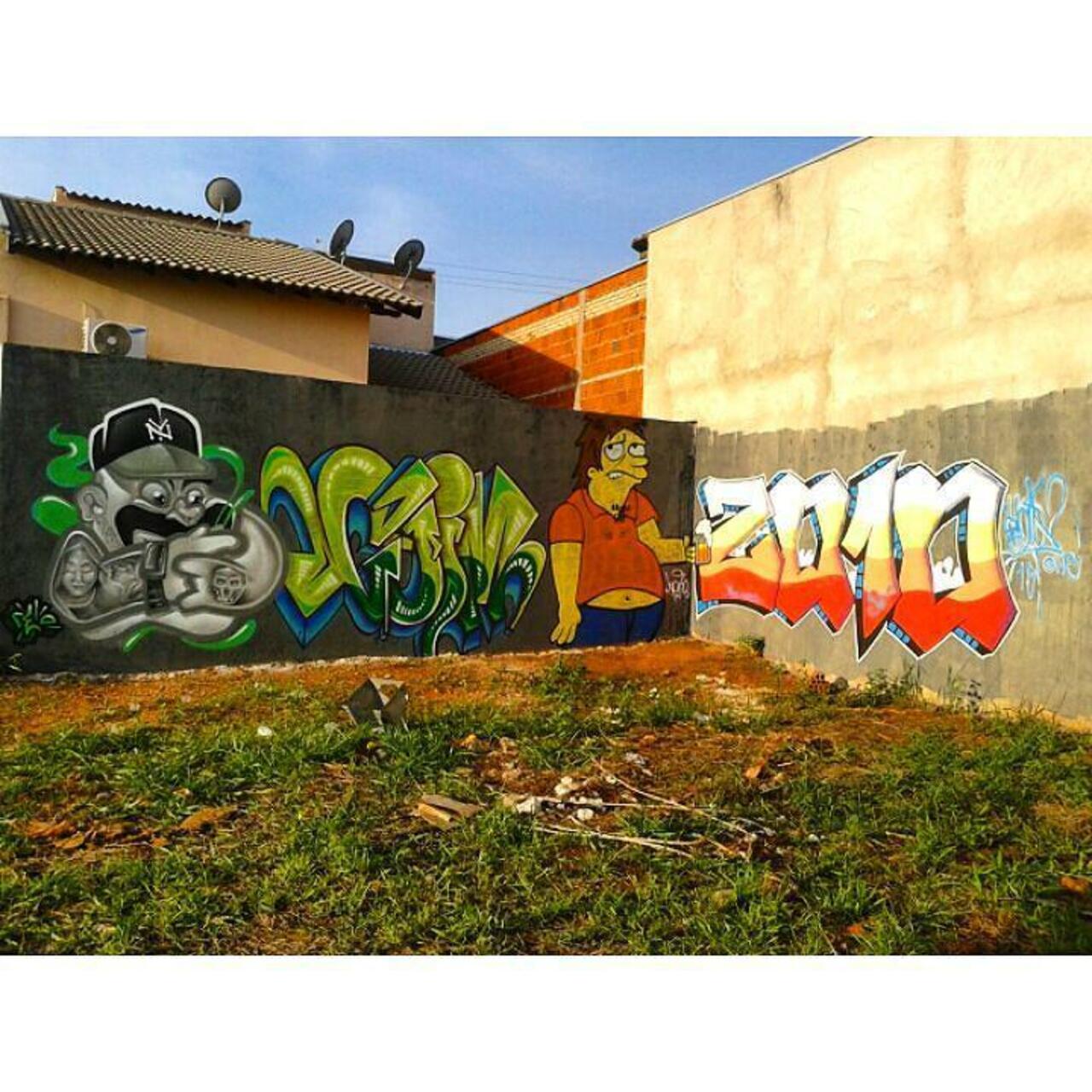 RT @artpushr: via #guimnomo "http://bit.ly/1FXFtEt" #graffiti #streetart http://t.co/ruOh0KWo6S