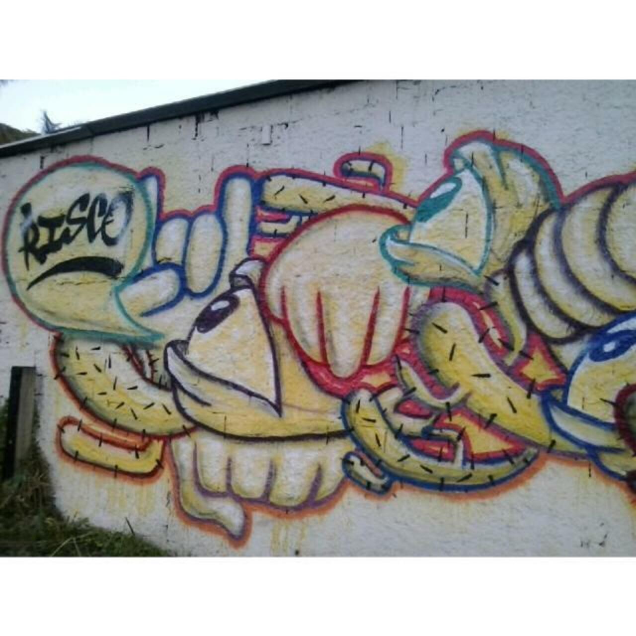 #riscocrew #streetartrio #graffiti #streetart by diegoazeredoo http://t.co/DdX8LtezbN