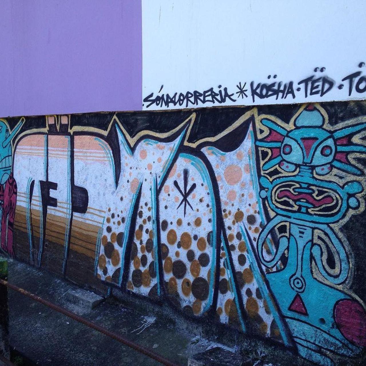 Santa Marta Favela, Rio #streetart #graffiti #graf #vokesdosouthamerica by nonametocallmys… http://ift.tt/1VHSwB3 http://t.co/CupoxQHEr7