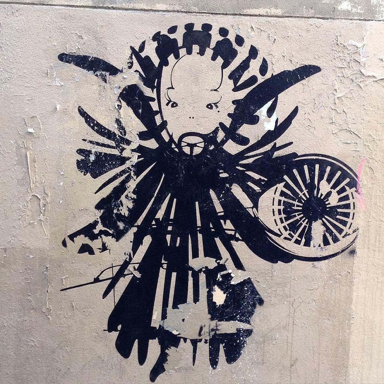 #Paris #graffiti photo by @vgsman http://ift.tt/1FUdyFN #StreetArt http://t.co/gGl2sS8TdC
