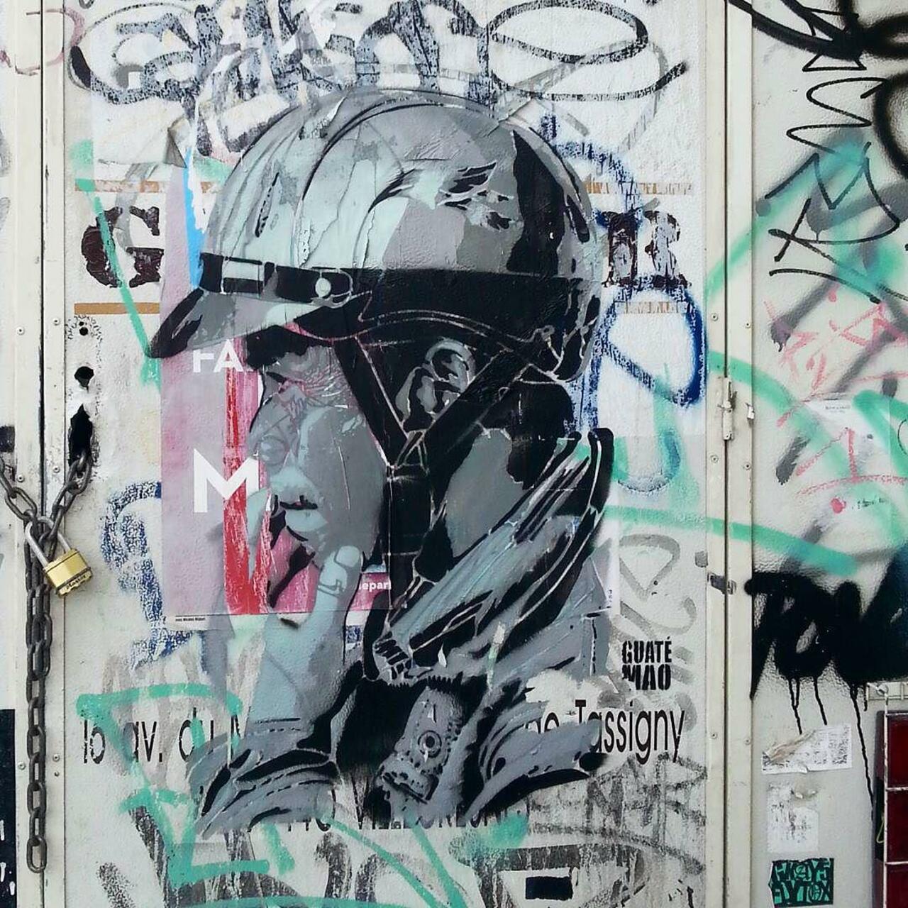 #Paris #graffiti photo by @fotoflaneuse http://ift.tt/1jbboqz #StreetArt http://t.co/YUw4puxTUh