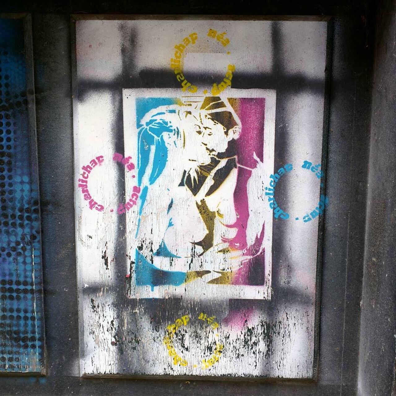 #Paris #graffiti photo by @alphaquadra http://ift.tt/1Lkr59C #StreetArt http://t.co/eStPvJlNSg