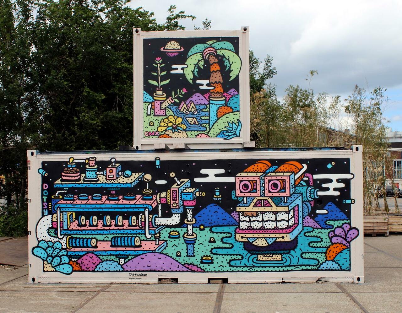 RT @RRoedman: #streetart #graffiti #mural #Dotsy in #Amsterdam #NDSM  3 pics at  http://wallpaintss.blogspot.nl http://t.co/d6OHLkOEmx