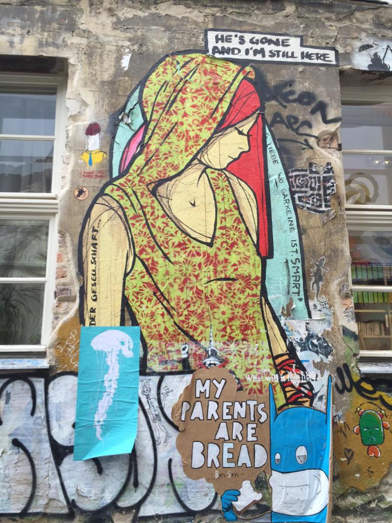 if you love #streetart, 
then you will love #Berlin
this city is incredible
#graffiti #art #urbanart http://t.co/wFfMElWbLI