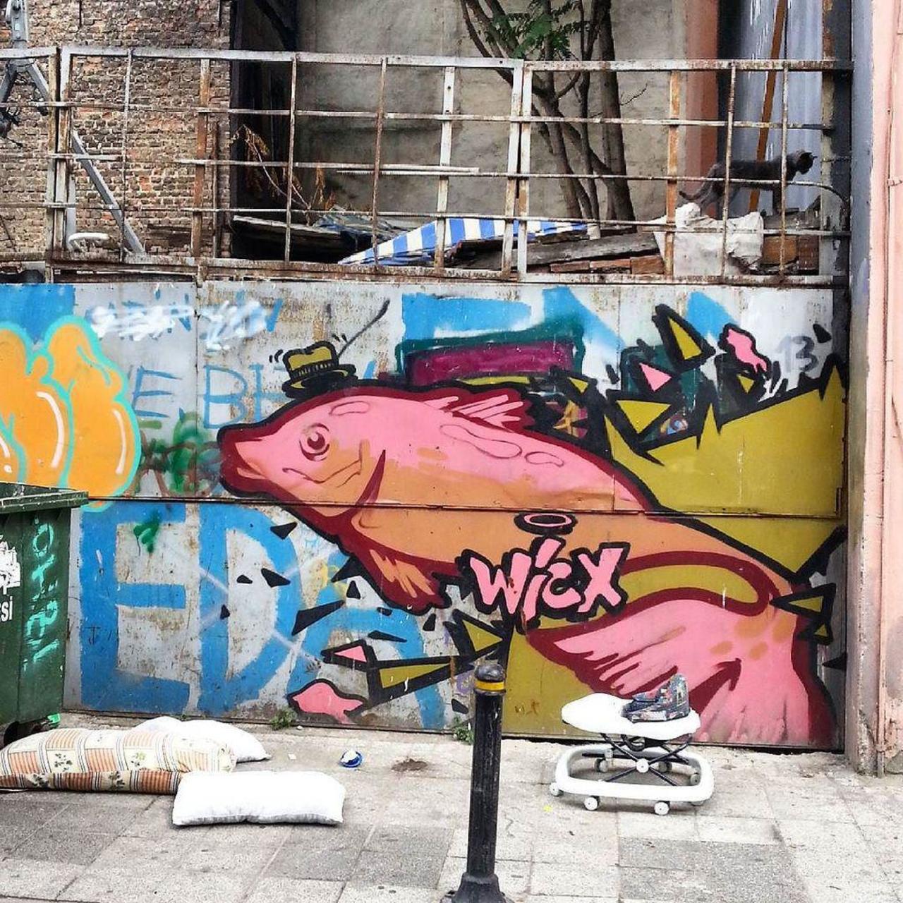#streetartkadikoy #streetart #graffiti #publicart #urbanart #sokaksanatı #streetartistanbul #istanbulstreetart #gra… http://t.co/LdKzhYqJtP