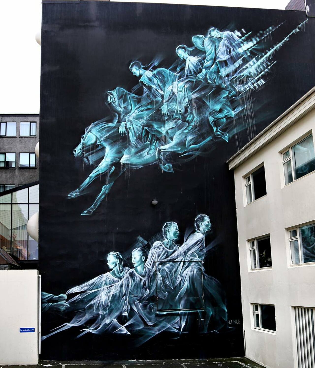 RT @thx2111: Li-Hill unveils a beautiful mural in Reykjavik, Iceland. #StreetArt #Graffiti #Mural http://t.co/V5uqBX1UoP