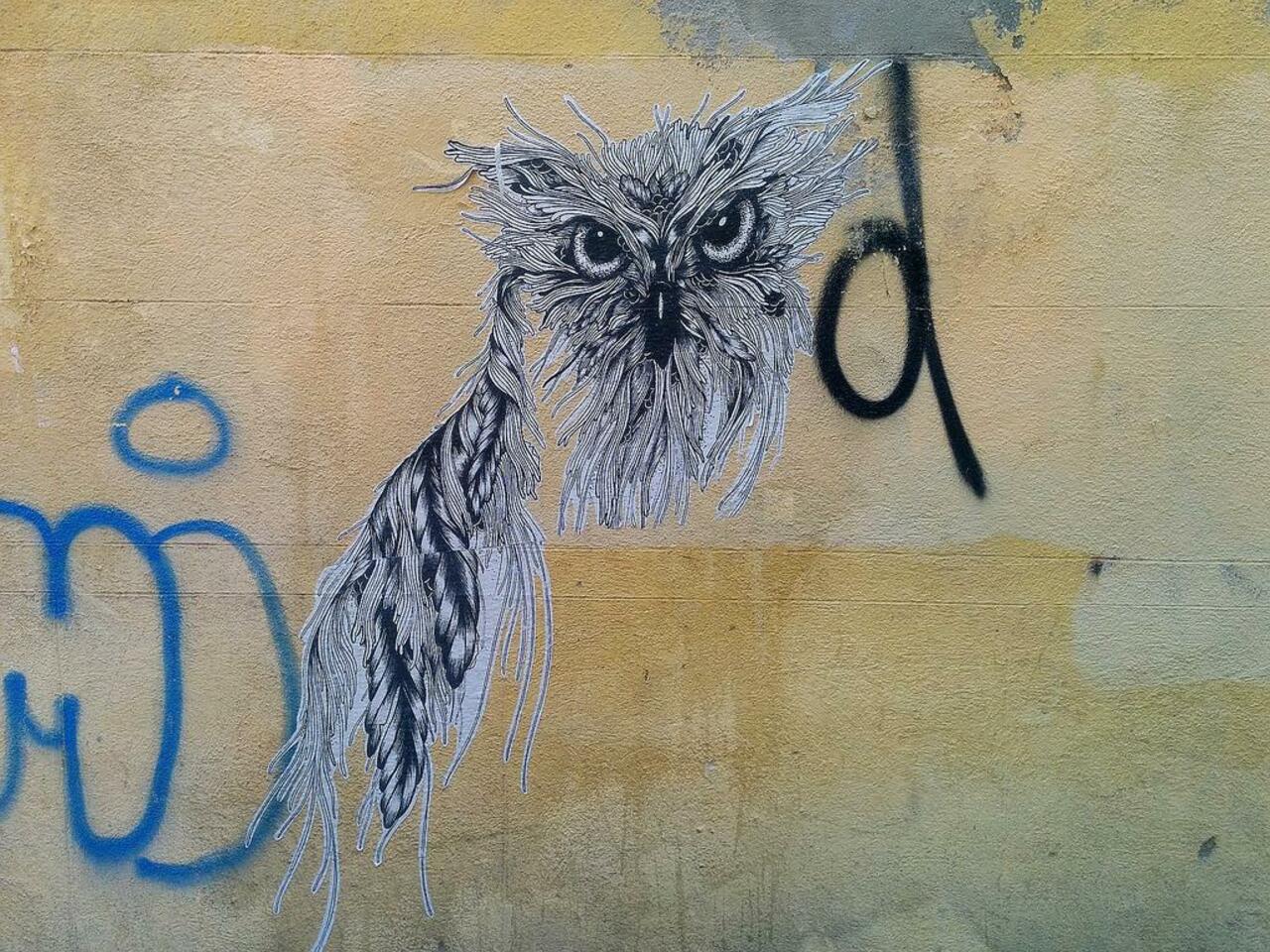 Street Art by anonymous in #Marseille http://www.urbacolors.com #art #mural #graffiti #streetart http://t.co/R8ZZanApVI