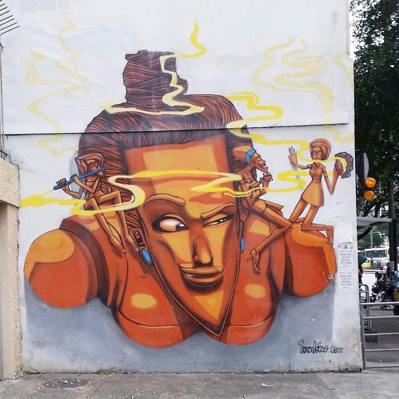 Marcelo Eco na Tijuca. Foda!!! #marceloeco #streetart #streetartrio #artederua #graffiti #grafitti #grafite #tijuca… http://t.co/z61IaAF9yo