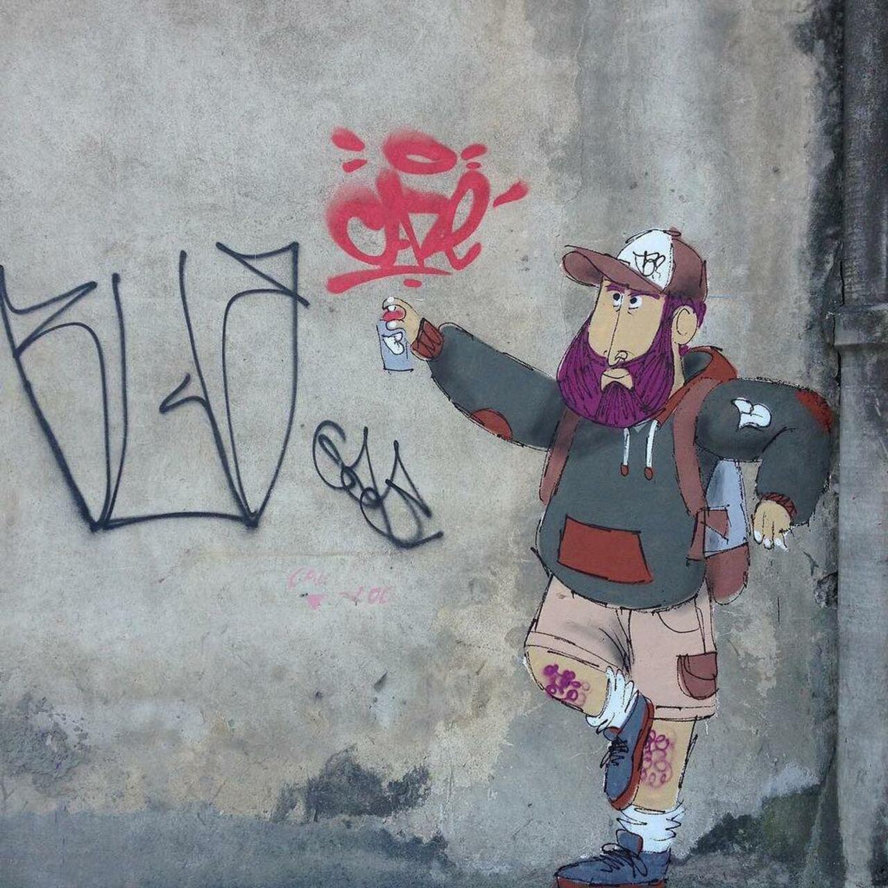 Cazé! #cazesawaya #barbudinhoo #streetart #streetartrio #streetartphoto #charactergraffiti #graffiti #ink #spray #l… http://t.co/JowVIRjJsp