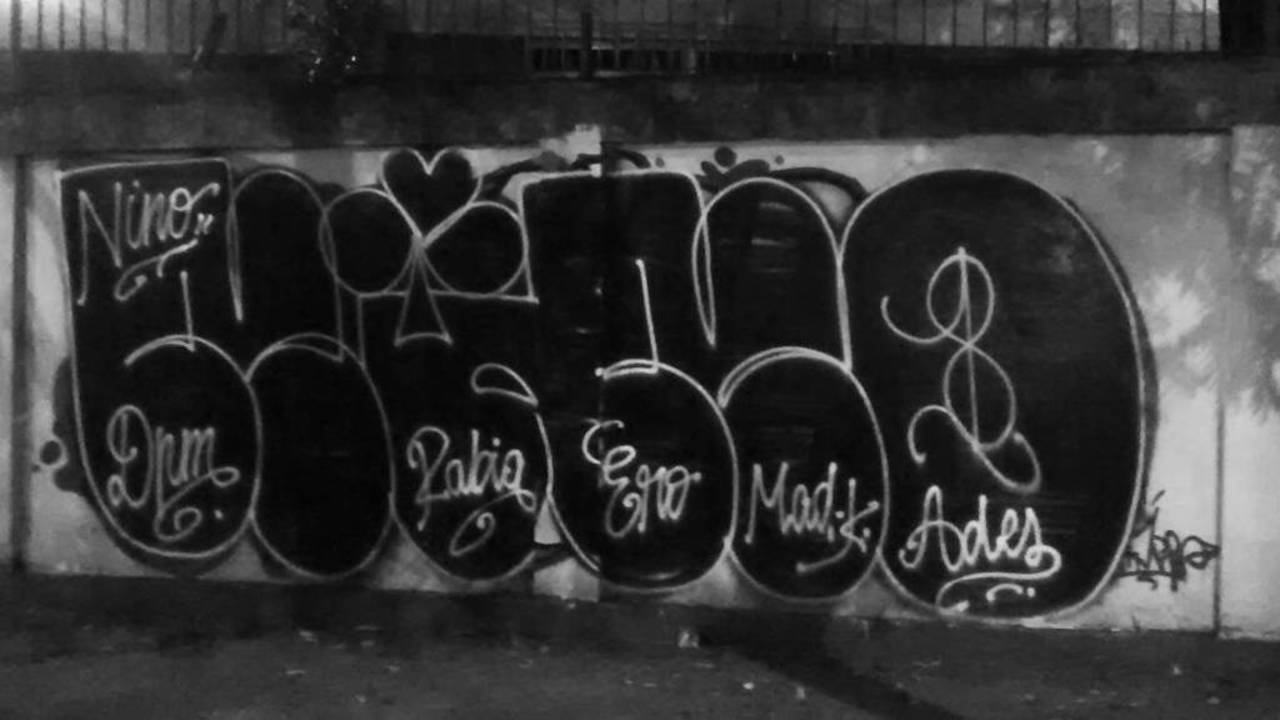por: NINO • #rjvandal
#streetartrio #streetart #graffiti #graffitiart #art #riodejaneiro #tags #tagsandthrows #thro… http://t.co/R7XFdKIAxS