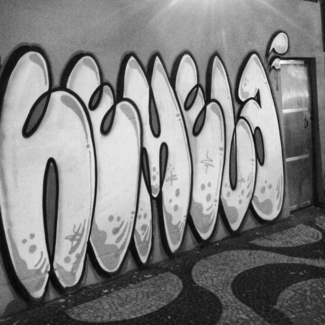 #bomb #graffiti #streetstyle #streetartrio #streetart #tagsandthrows #throwsupp #remela #madrugada #riodejaneiro #t… http://t.co/C9bNHTM2Pz