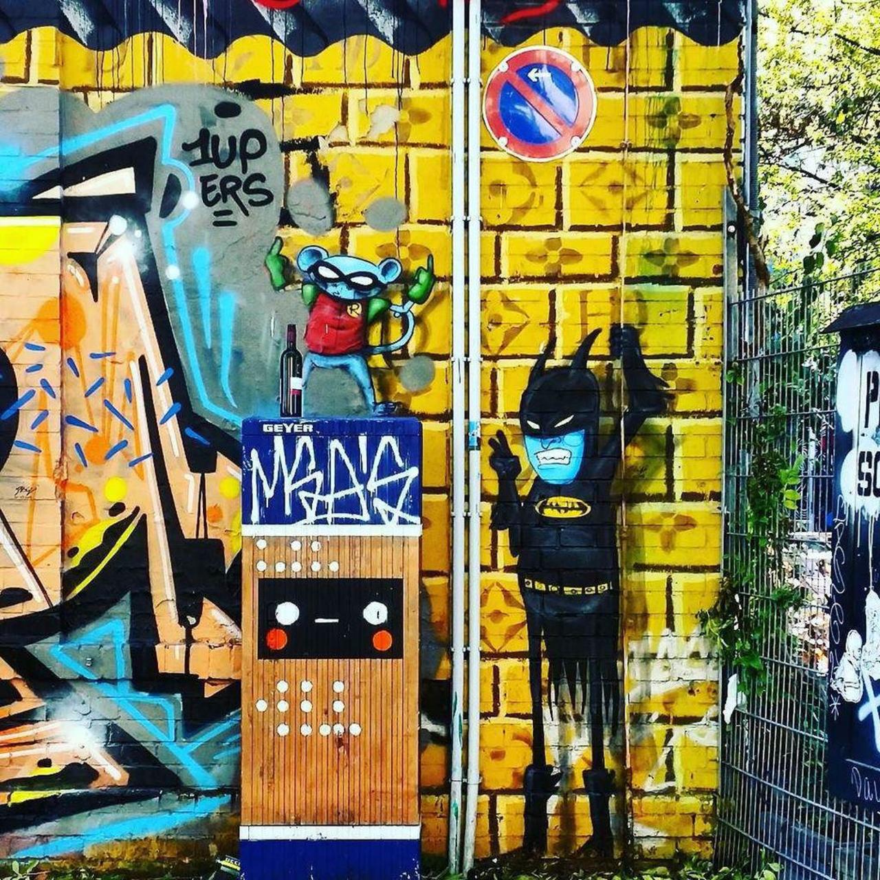 RT @StArtEverywhere: #Graffiti #instadaily #instaphoto #streetart #streetartberlin #Berlin #Germany #streetartphotographer #urbanart #pa… http://t.co/4D6Ii20mzH