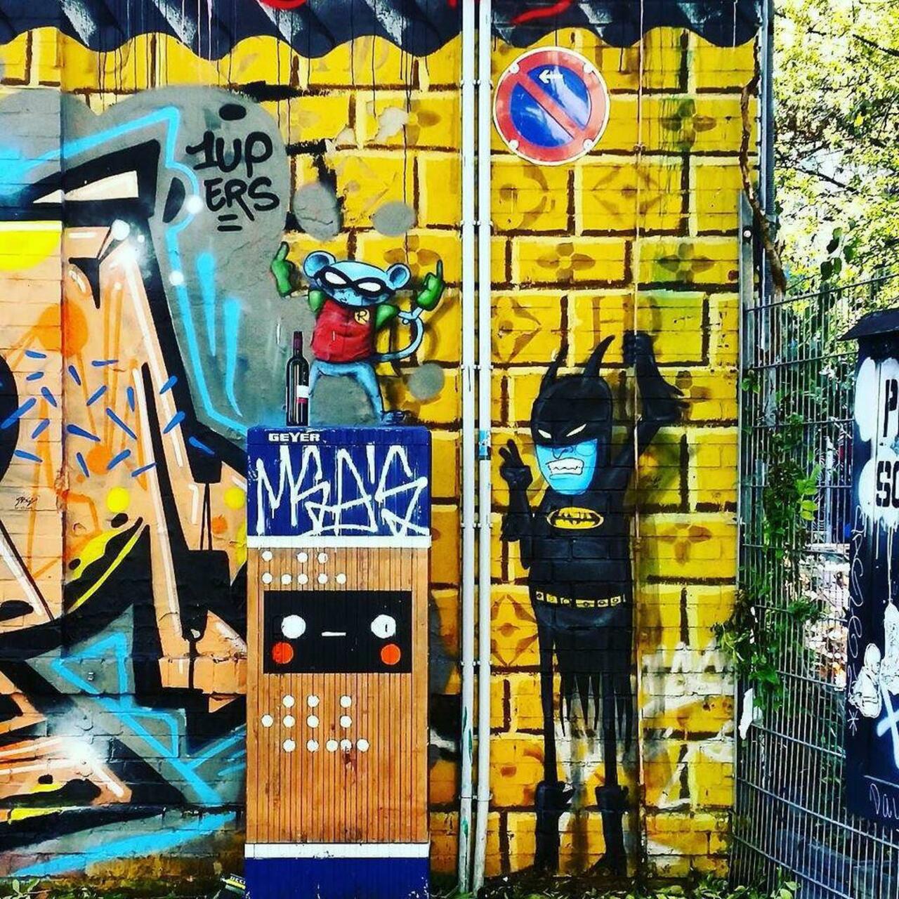 #Graffiti #instadaily #instaphoto #streetart #streetartberlin #Berlin #Germany #streetartphotographer #urbanart #pa… http://t.co/4D6Ii20mzH