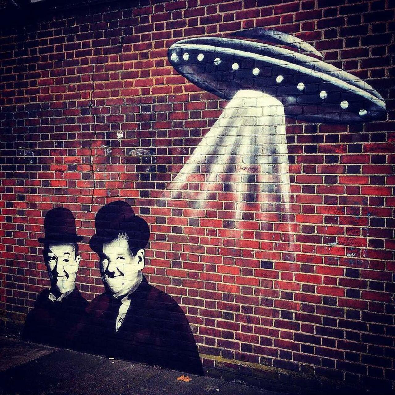 More impressive #StreetArt in #NorthLondon #LaurelAndHardy #UFO #Graffiti #London #harringay #streetartlondon #graf… http://t.co/9lZASrOU4A