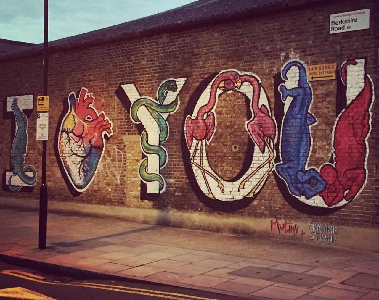I heart you. I anatomical heart you. I ♥️ you. I love you.

#Graffiti #StreetArt #UrbanArt #UKstreetart #GraffitiLo… http://t.co/FNfxCNvGdw