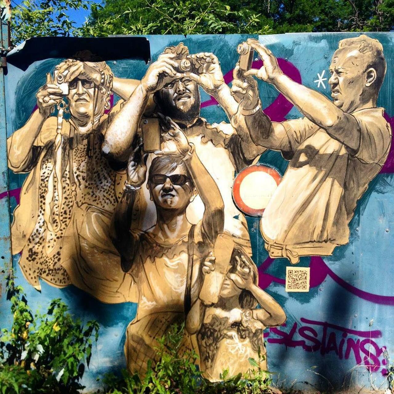 http://ift.tt/1KiqpQt #Paris #graffiti photo by ceky_art http://ift.tt/1jWRcJs #StreetArt http://t.co/40TLU2HoXm