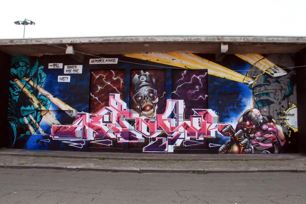 #streetart #graffiti #mural cartoon characters #MeetingOfStyles #Berchem ,3 pics at http://wallpaintss.blogspot.nl http://t.co/Kjsc6HWyiL