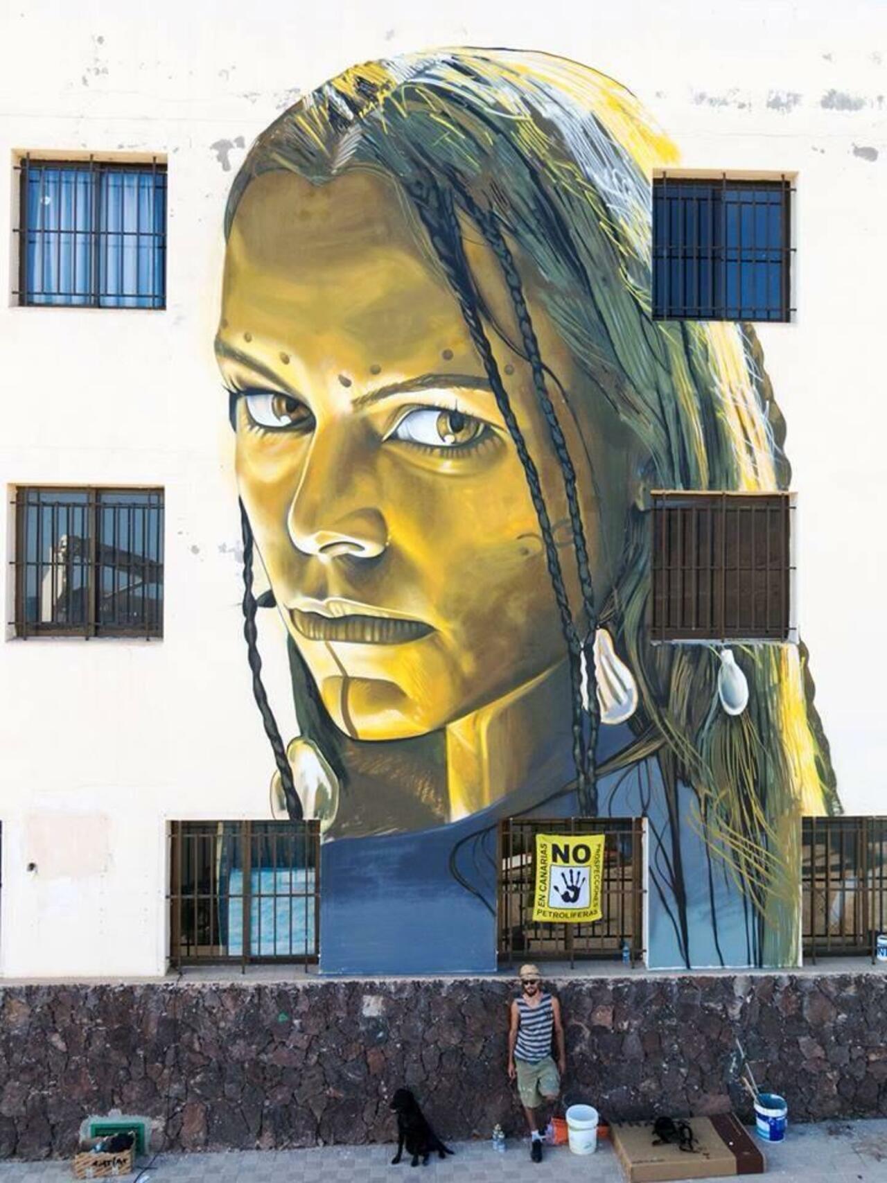 RT @designopinion: Sabotaje Al Montaje @sabotajeal new Street Art portrait in Fuerteventura #art #mural #graffiti #streetart http://t.co/AhMryh3ZQG