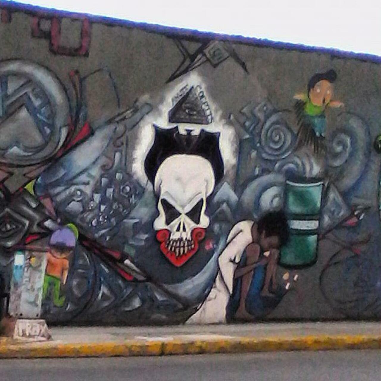 RT @StArtEverywhere: #Mexico #MexicoCity #StreetArt #Graffiti #StreetArtMexico #Urban #Art #Mural #Architecture #Wall #Bones #Skull #Hea… http://t.co/ENdPiONhlb