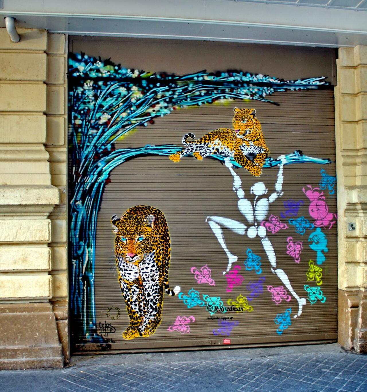 #streetart #graffiti #mural leopards in #Paris #MoskoAssociés,3 pics at http://wallpaintss.blogspot.nl http://t.co/SBvOJYrY1d