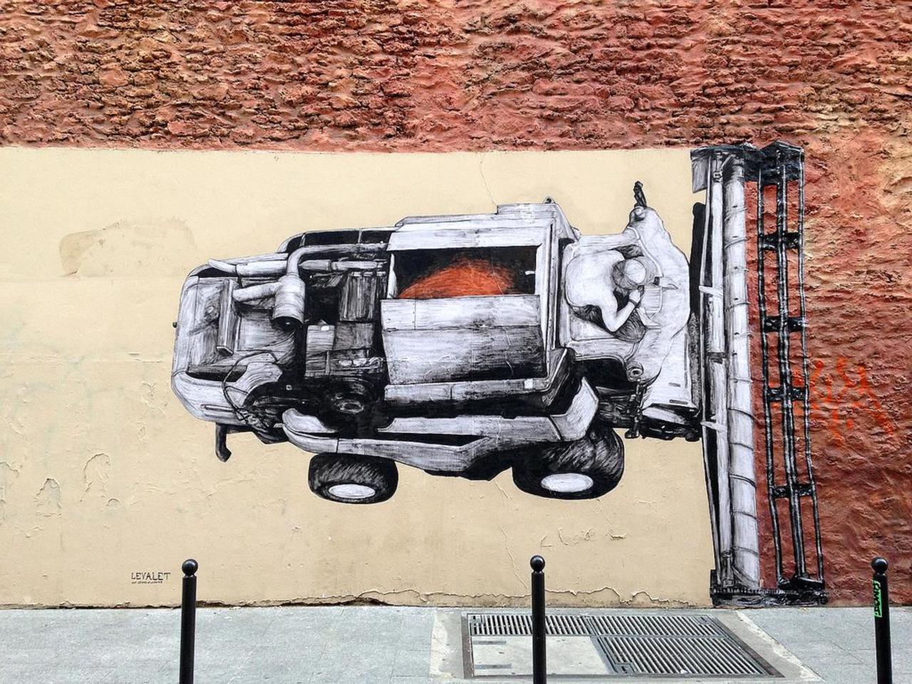 RT @urbacolors: Street Art by Levalet in #Paris http://www.urbacolors.com #art #mural #graffiti #streetart http://t.co/L4eTyOEOMd