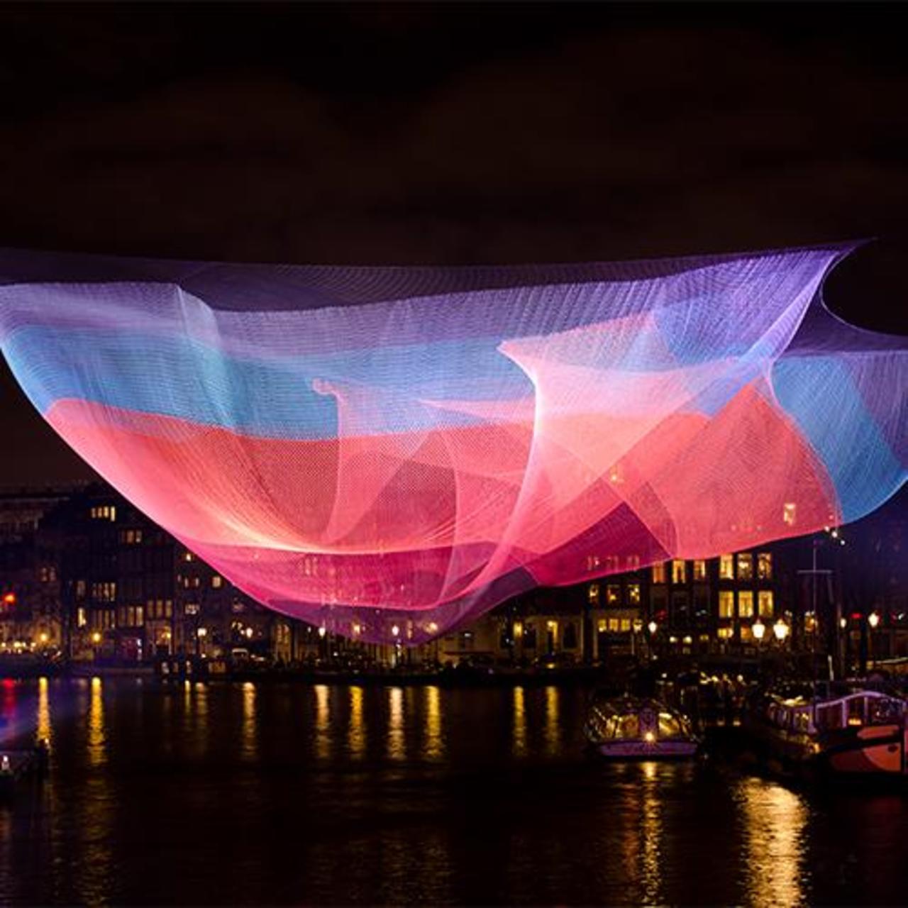 Extra #light for this fall. Oct15-18 #Signal2015  #installations and #videomapping http://ow.ly/Tloph http://t.co/DIcKDbulXX