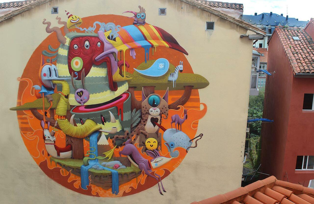 DULK unveils 'Save Yourself', a new Mural in Santander for Desvelarte 2015. #StreetArt #Graffiti #Mural http://t.co/GQbavVI3t8