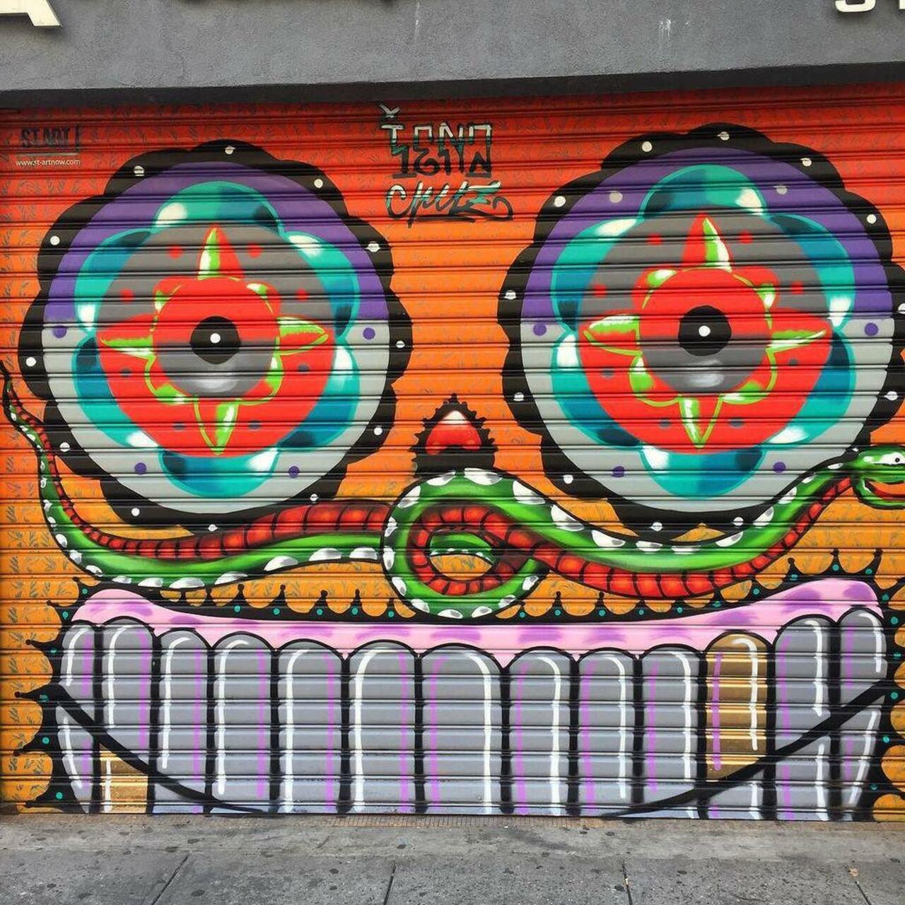 #les #lowereastside #nyc #streetartnyc #streetart #graff #graffiti #graff #graffiti #mural http://ift.tt/1LM2Ih8 http://t.co/hWYadeTqJb