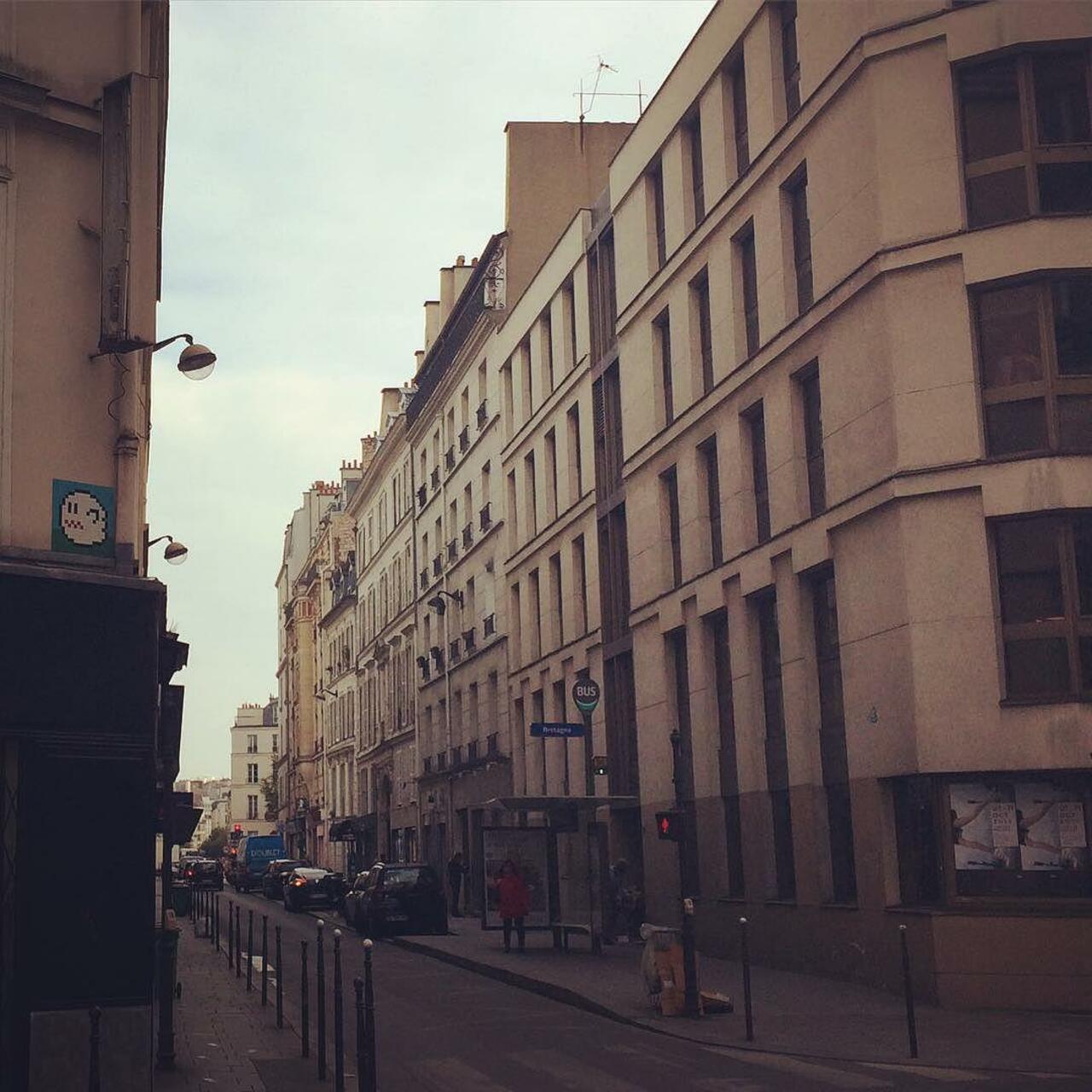 #Paris #graffiti photo by @julienvermeulen http://ift.tt/1LMnNOz #StreetArt http://t.co/IUl9GTL0dB