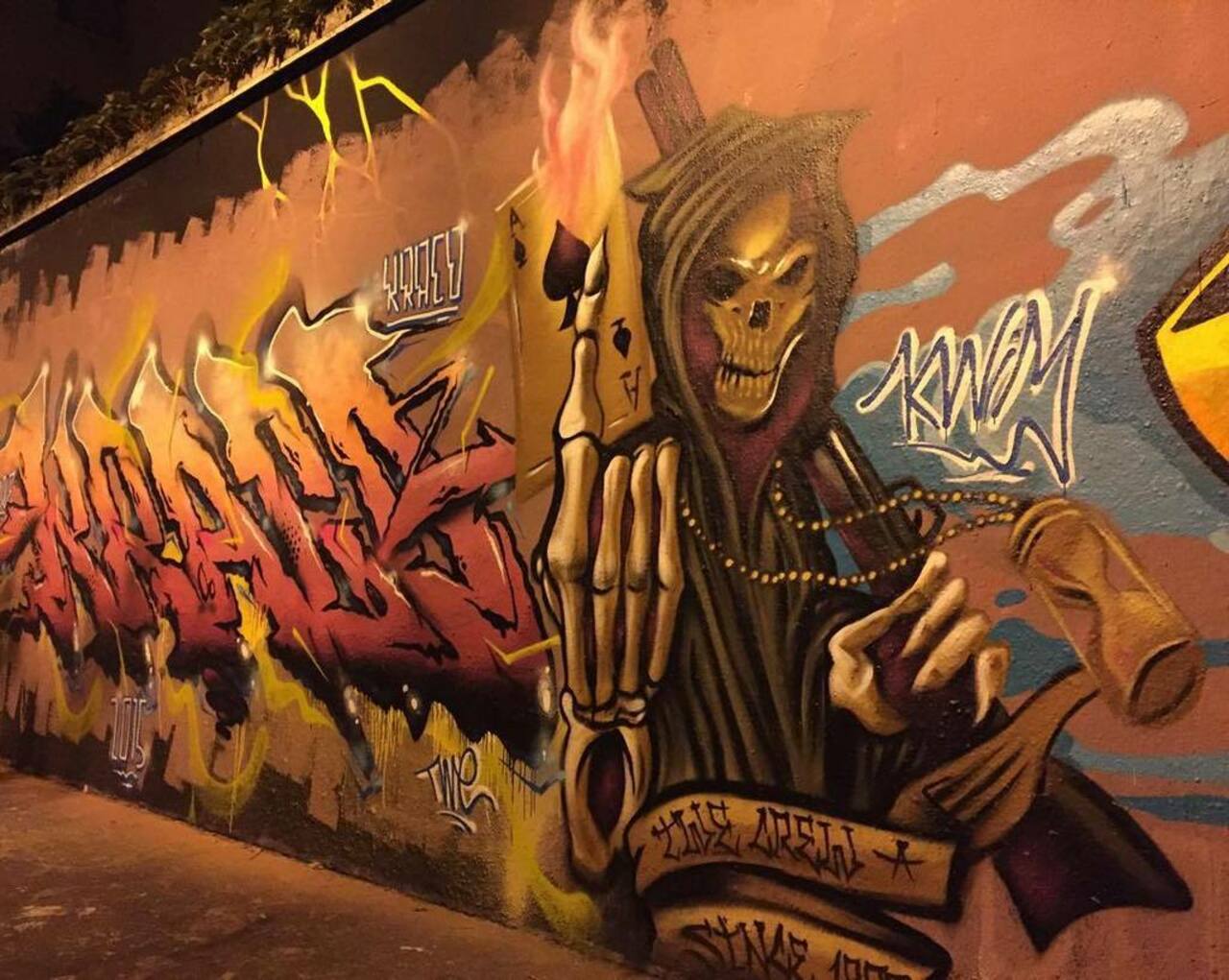 RT @StArtEverywhere: Du côté de Paris #streetartparis #parisstreetart #wallart #art #streetart #graffiti by wouye http://t.co/SDocii09R2