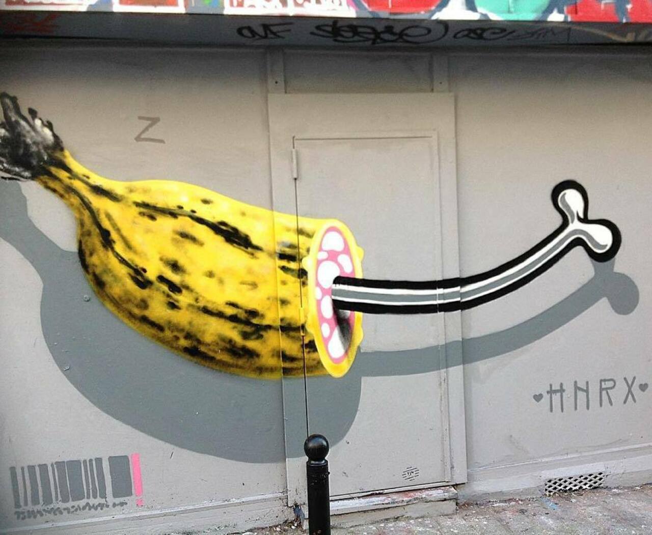 RT @StArtEverywhere: Ta la banane ce matin @_hnrx_ #hnrx #street #streetart #streetartparis #graff #graffiti #wallart #sprayart #urban #… http://t.co/PPySbFhJIR
