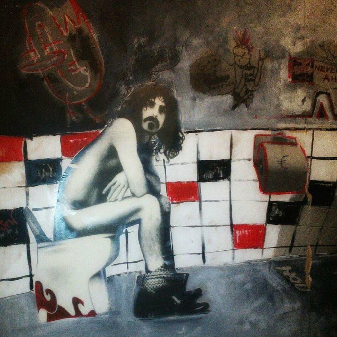 Relax and n'joy a Great Zappa graffiti at Blackbird bar, Athens
#graffiti #streetart #urba… http://ift.tt/1LnGl2c http://t.co/E6lbaA0PGh