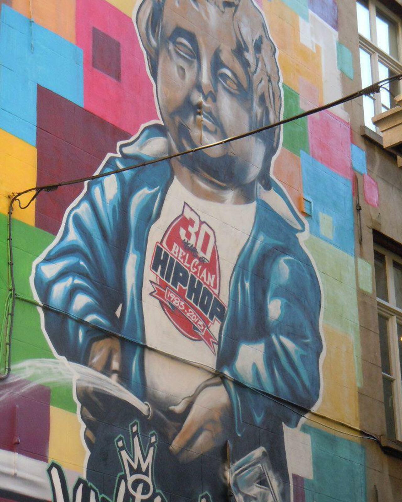 #Paris #graffiti photo by @le_cyclopede http://ift.tt/1VVE2h4 #StreetArt http://t.co/5pJssEZPqW