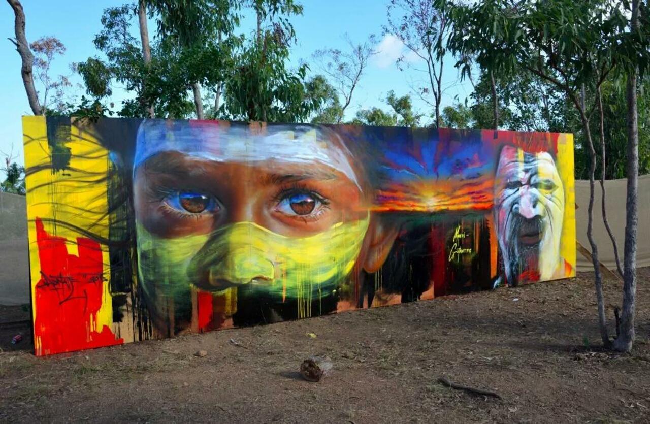 RT @QueGraffiti: El artista Adnate crea una nueva pieza en Arnhem Land, Australia #streetart #mural #graffiti #art http://t.co/EUcHkxFjBY