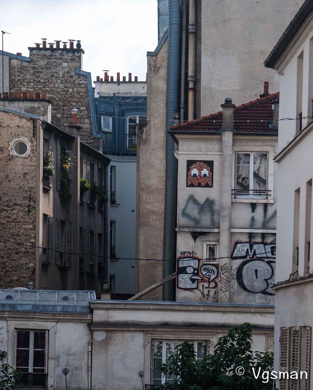 #Paris #graffiti photo by @vgsman http://ift.tt/1Lfz8Dk #StreetArt http://t.co/9ZSbQWeHAD