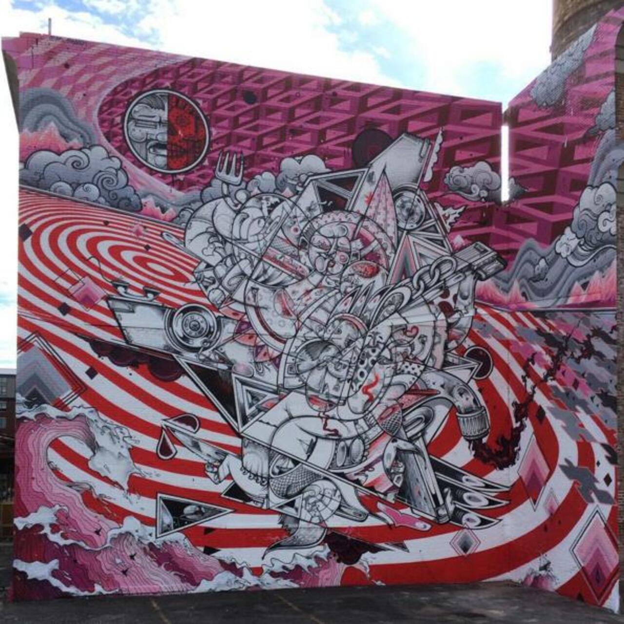 Fantastic new #mural by @hownosm at #manacontemporary in #jerseycity  ( halopigg ) #streetart #urbanart #graffiti http://t.co/Xmeid71Ybi