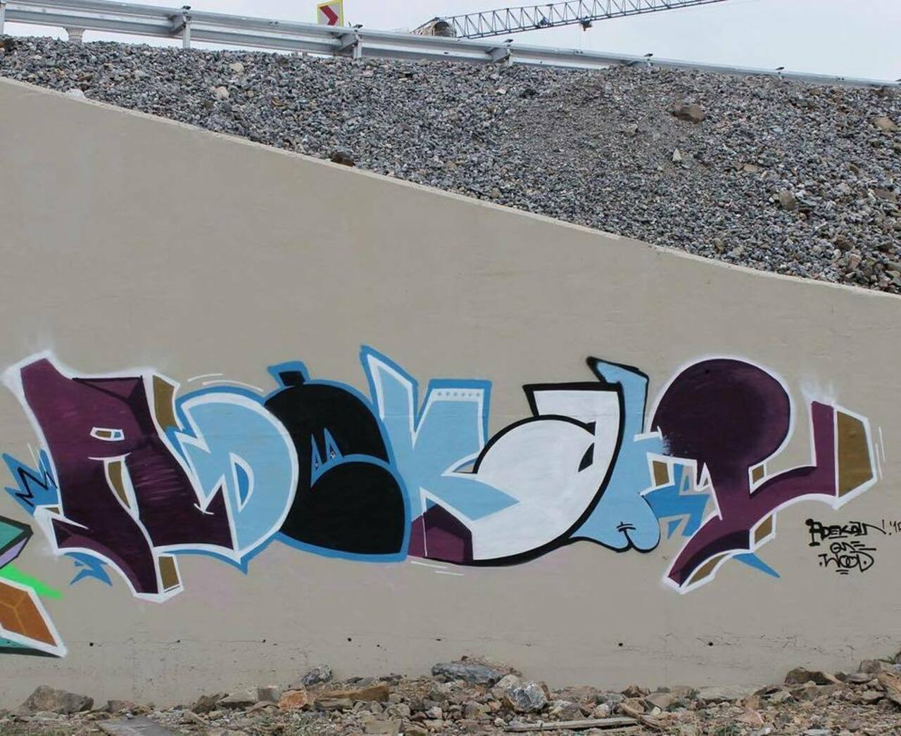 #adekan #graffiti #streetartistanbul #bombing #illegal #life #streetart #istanbul by adekan1 https://t.co/nbwYZ33tHd