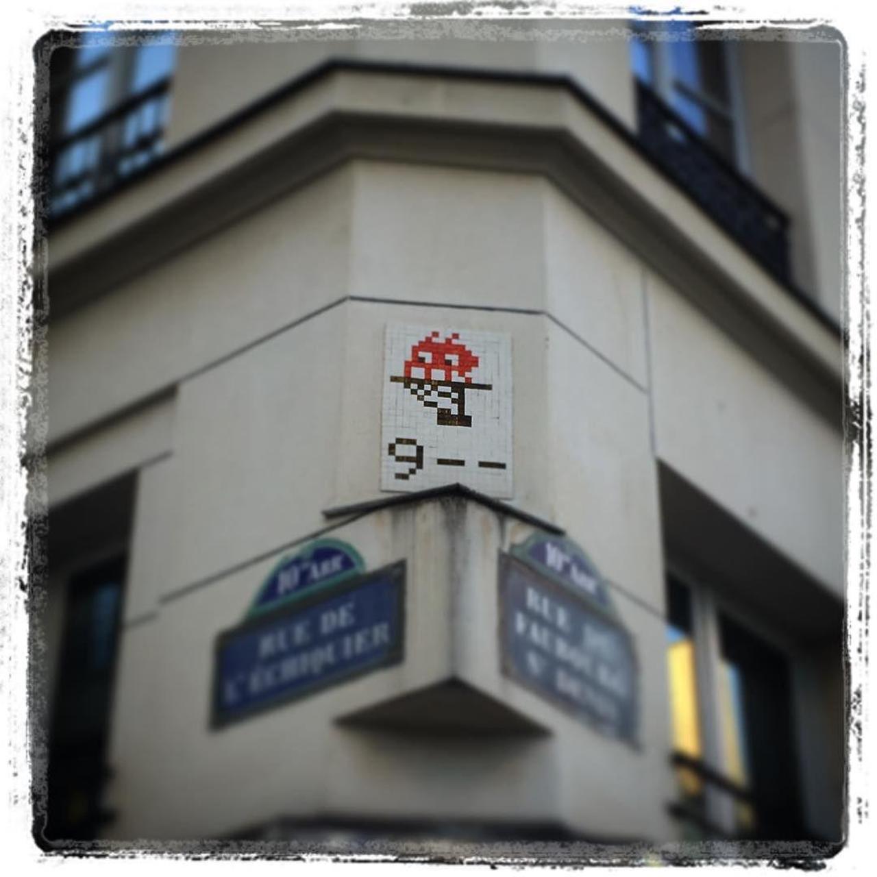 #Paris #graffiti photo by @gabyinparis http://ift.tt/1PCypiK #StreetArt https://t.co/0Y6Vy1HSYx