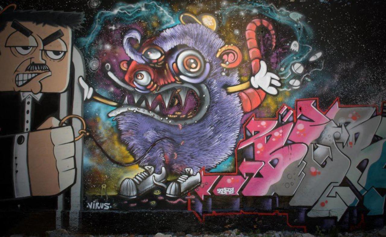 Virusvirujo - street art characters with 3 eyes and cool shoes #streetart #urbanart #virus #graffiti #art https://t.co/VCGEg1S4ZX