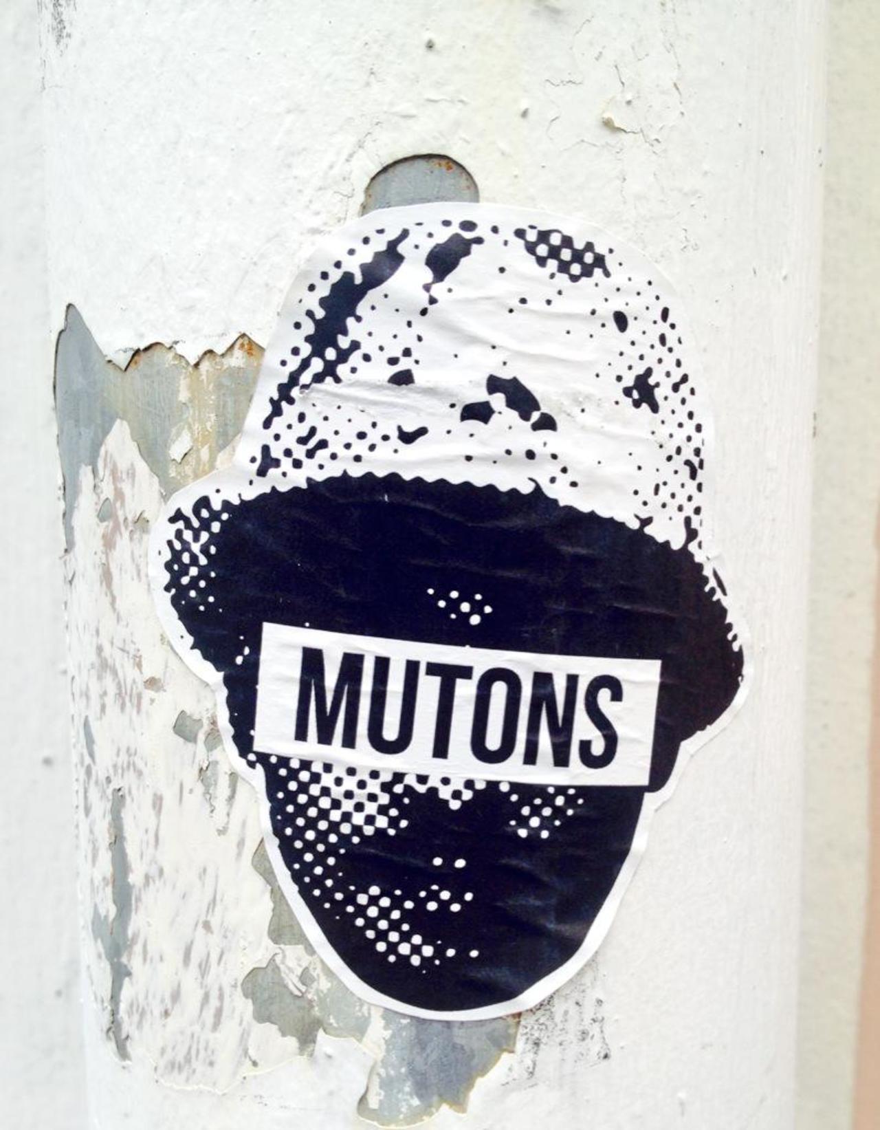 RT @Poximity: MUTONS
#streetart #UrbanArt #urbanaenlabasica #Graffiti #graffitiart #stickerlicious #stickerart #mutons #sticker http://t.co/IPNWWuL9n8
