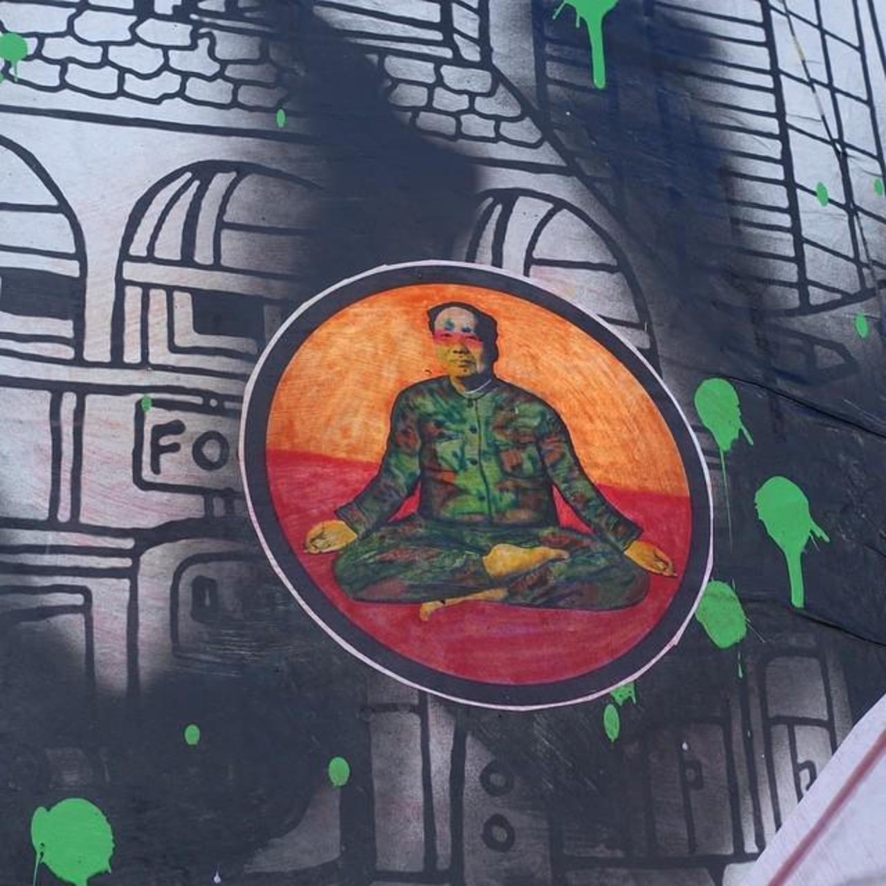 #Mao #Yoga #San_Francisco #StreetArt #UrbanArt #Graffiti https://t.co/jOUqoUO7Mg RT @Dame_Rouge @GraffitiFeed @Art_Narurally