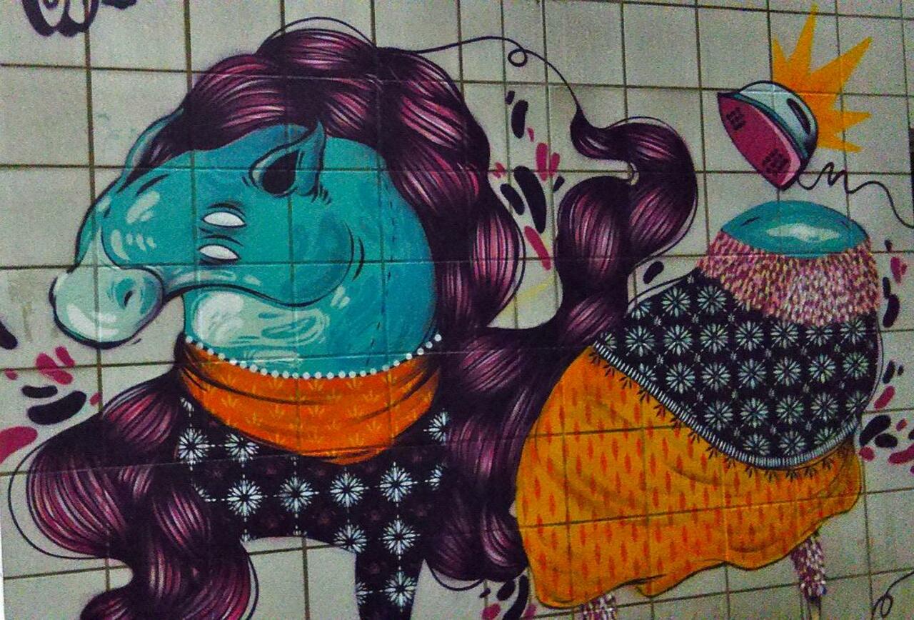 Street Art by anonymous in #Vitry-sur-Seine http://www.urbacolors.com #art #mural #graffiti #streetart https://t.co/wNYwfpFpkH