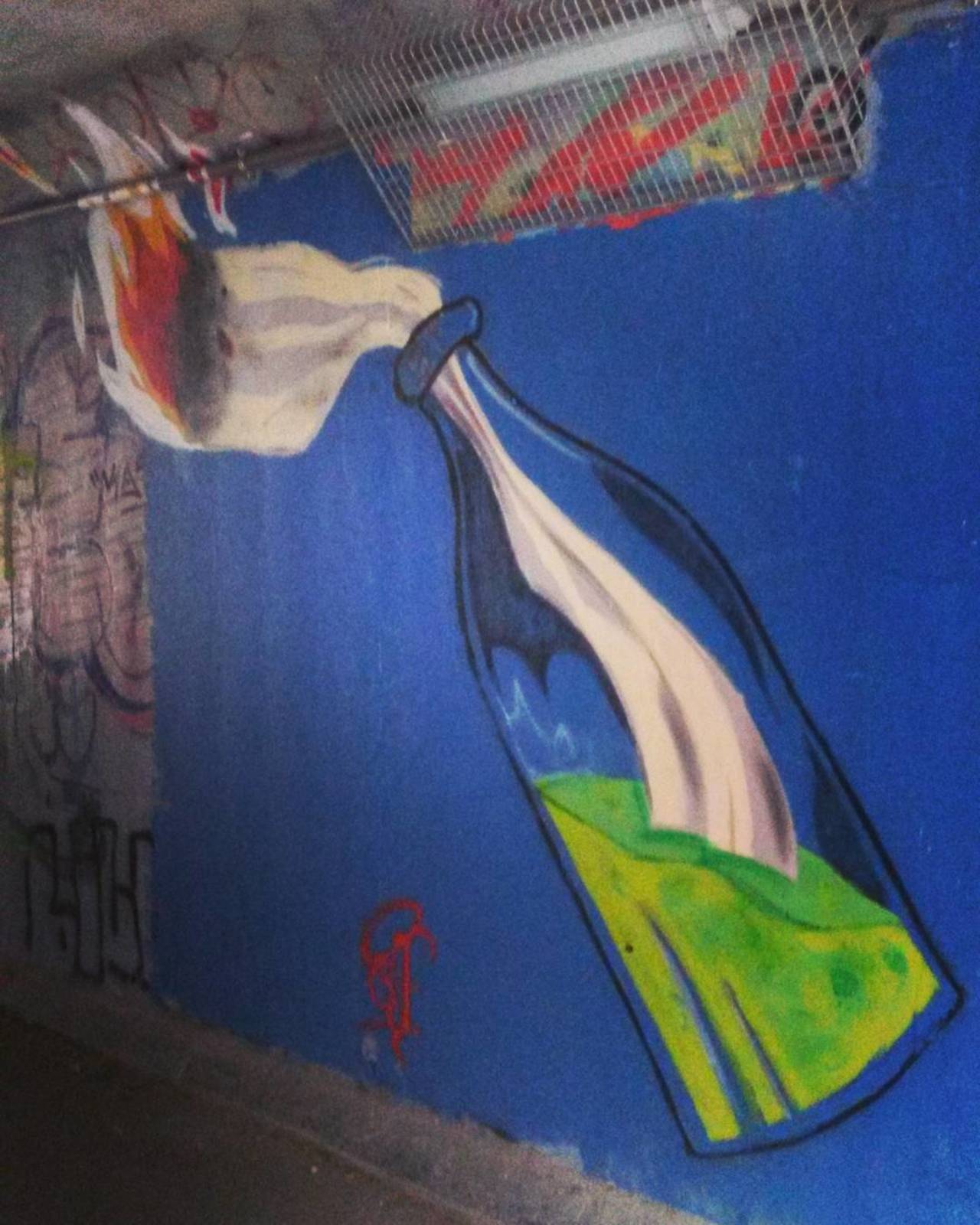 #Paris #graffiti photo by @le_cyclopede http://ift.tt/1OQyBu5 #StreetArt https://t.co/GxDbAnOSRB