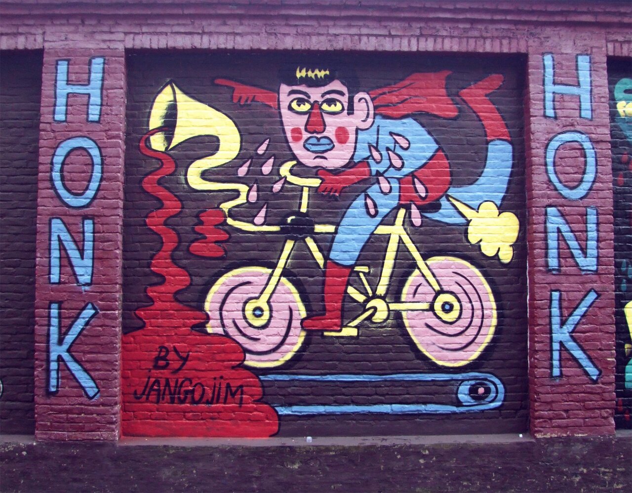 HONK HONK. Recap to a mural I did a few years ago in Gent. My first Graffiti. #bicycle #streetart #graffiti #fart https://t.co/w0SjxwxRma