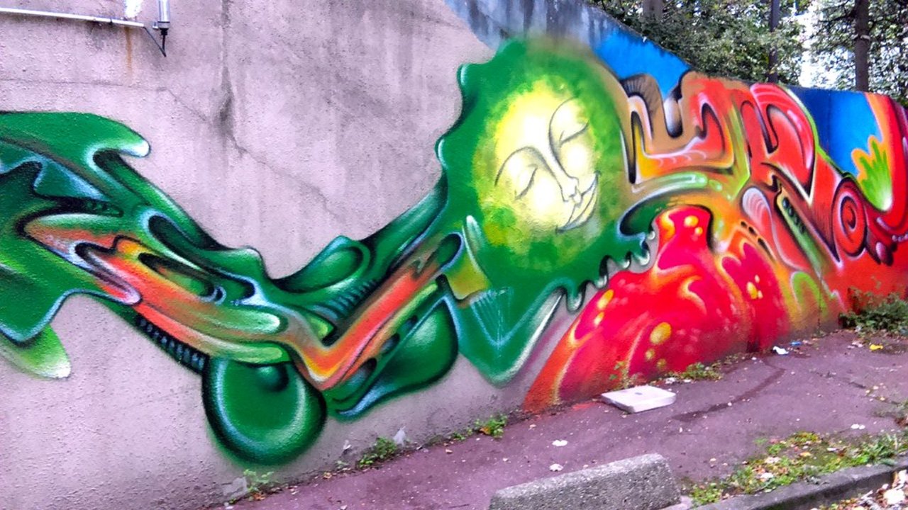 Street Art by anonymous in #Vitry-sur-Seine http://www.urbacolors.com #art #mural #graffiti #streetart https://t.co/zWkwjJDEGp
