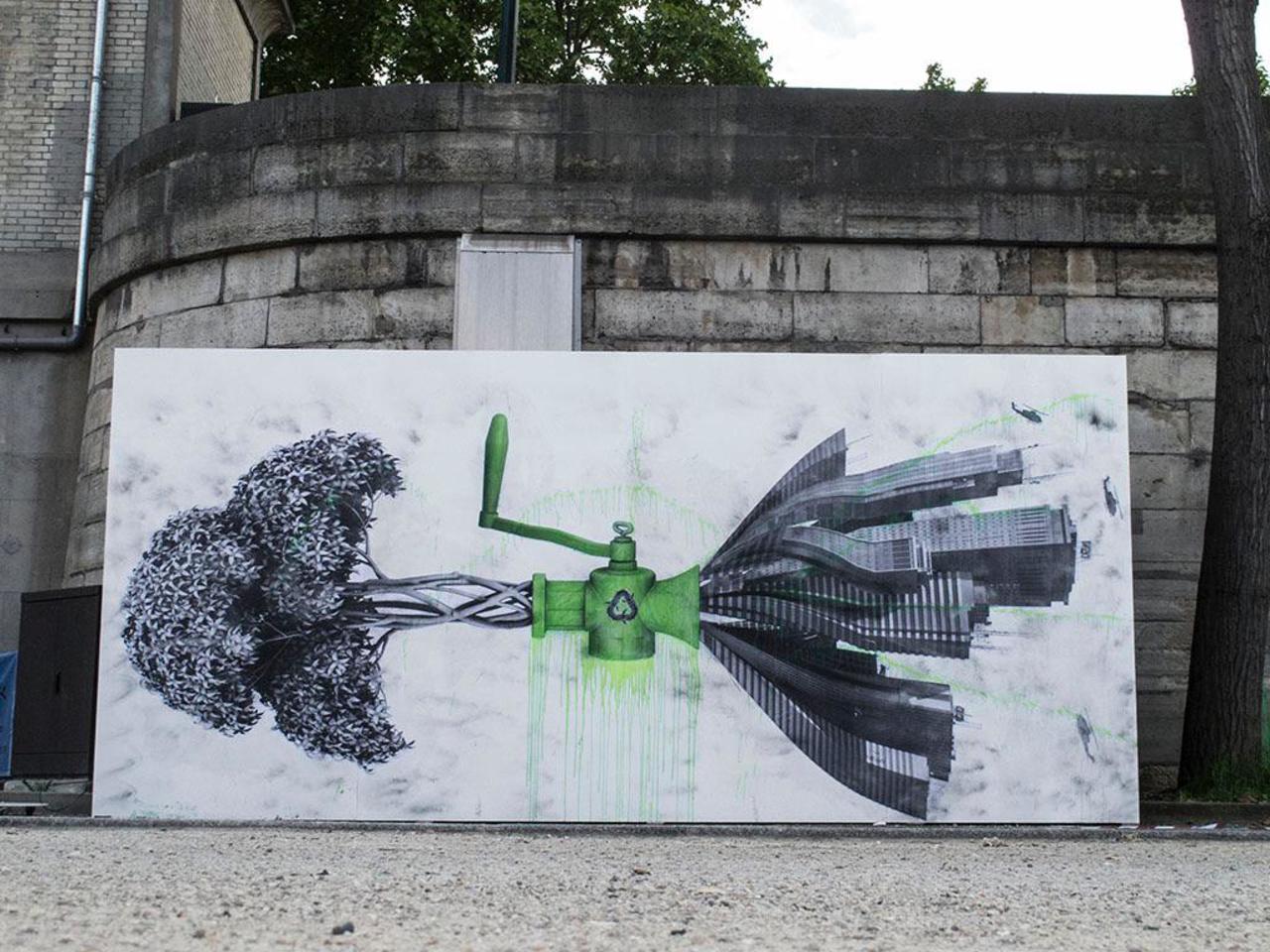RT @QueGraffiti: El artista Ludo crea dos nuevas piezas de street art en París, Francia #streetart #mural #graffiti #art http://t.co/i5RuVMucPQ