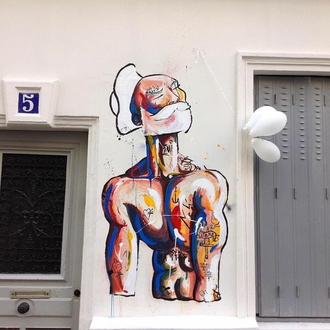 #Paris #graffiti photo by @vgsman http://ift.tt/1MHTJ1b #StreetArt https://t.co/MjWTkpF2ku